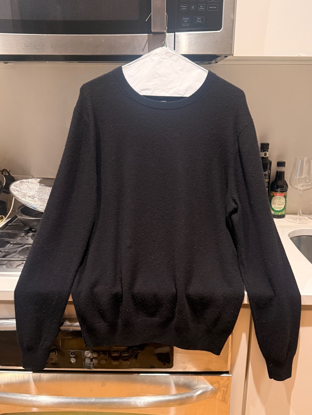 Men's Black Cashmere Crewneck Sweater - Everyday Essential